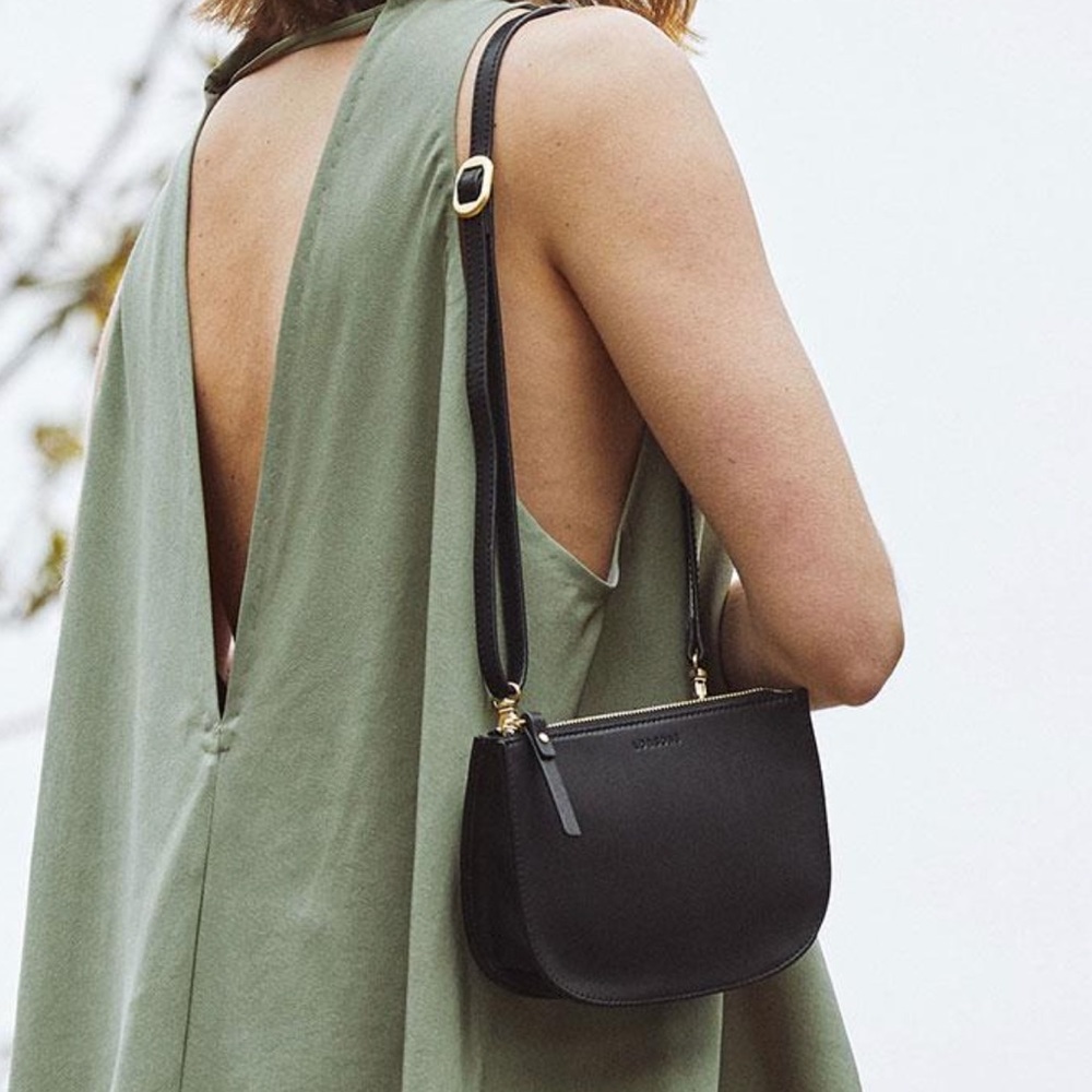 Lo & Sons Waverly 2 Black Nappa Leather Purse